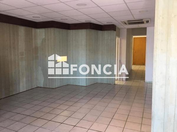 Location Local commercial 2 pièces 100 m² - 5 RUE DE LA MASSANE Llupia 66300