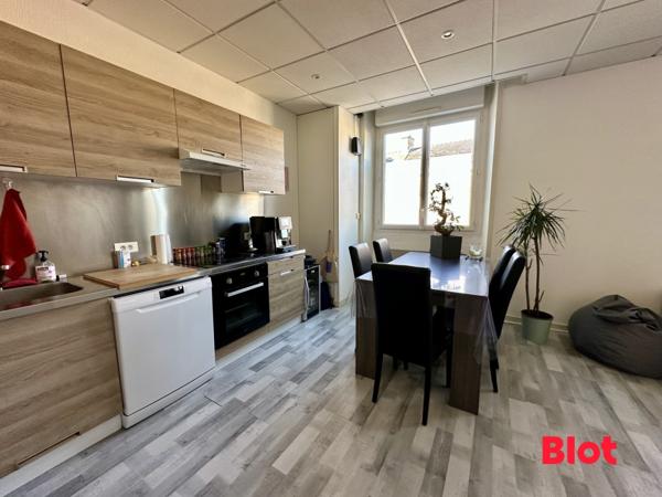 Immeuble 8 pièce(s)