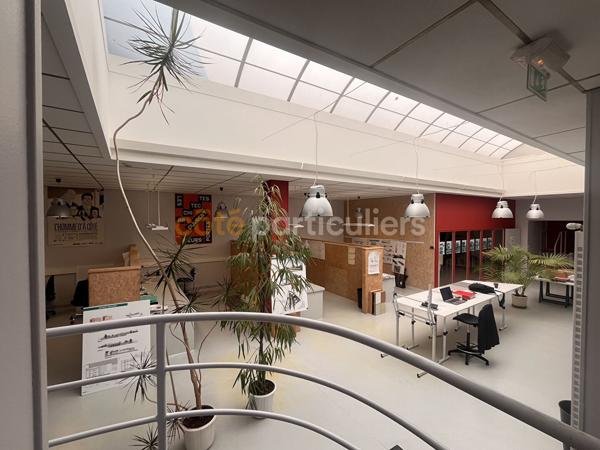 Vente
                Bureaux375 m² - COUTANCES (50200)