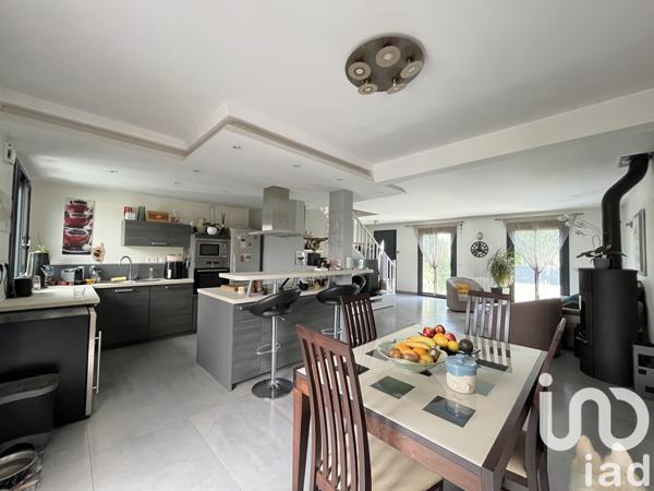 Maison à vendre 6 pièces 130 m² Morangis
