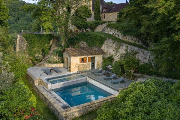 Vente Château Sarlat-la-Canéda 32 Pièces 1150 m²