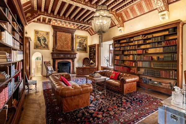 Vente Château Sarlat-la-Canéda 32 Pièces 1150 m²