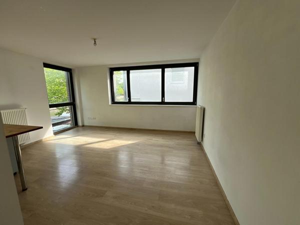A LOUER : T2 à LILLE • Quai de l'ouest - EURATECHNOLOGIES • 722 € CC • Réf. 6417001-00169-001