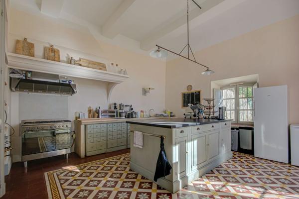 Vente Bastide Aix-en-Provence 12 Pièces 620 m²
