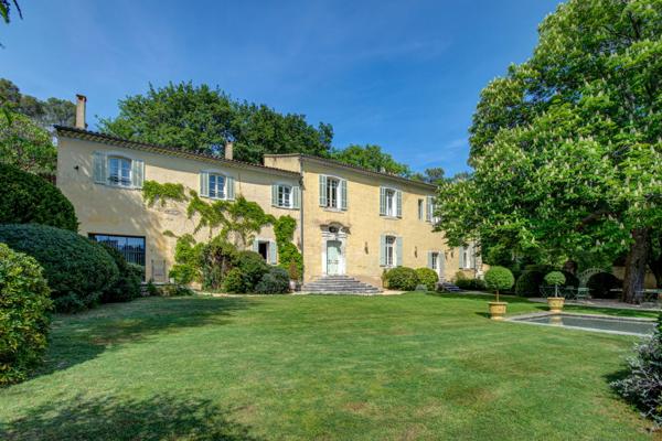 Vente Bastide Aix-en-Provence 12 Pièces 620 m²