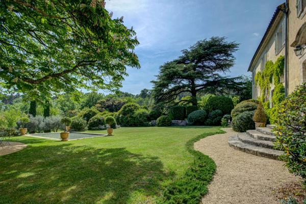 Vente Bastide Aix-en-Provence 12 Pièces 620 m²
