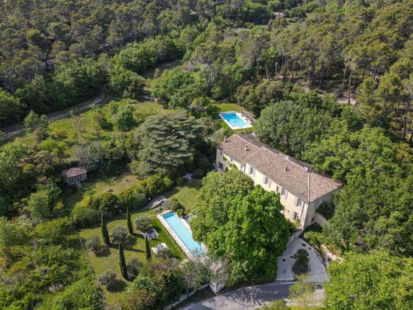 Vente Bastide Aix-en-Provence 12 Pièces 620 m²