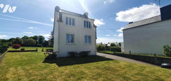 Maison d'habitation proche centre-ville avec terrain