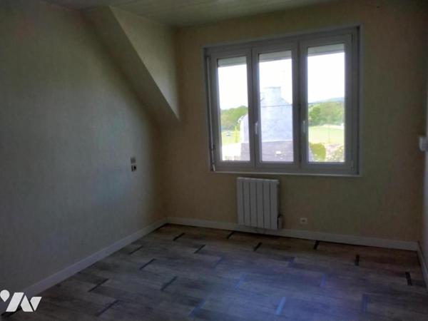 Maison d'habitation proche centre-ville avec terrain