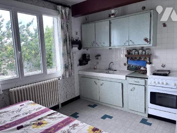 NOUVEAUTE :
A VENDRE à LE CROTOY, à proximité du Port, sympathique maison des années 1960, d'u...