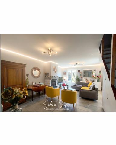 Maison à vendre 5 pièces 130,82 m² Saint-Jean-de-Muzols