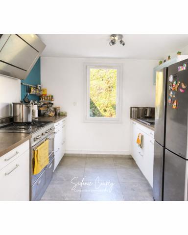 Maison à vendre 5 pièces 130,82 m² Saint-Jean-de-Muzols