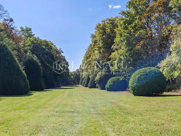 Élégant manoir des XVIIe-XVIIIe siècles avec son parc raffiné de 6 hectares