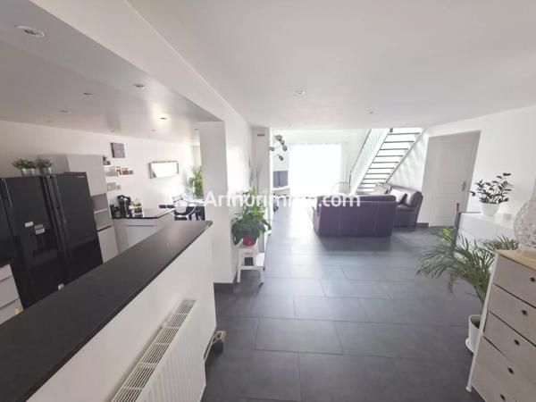 Vente Maison 6 pièces 140 m2 à Savigny-le-Temple