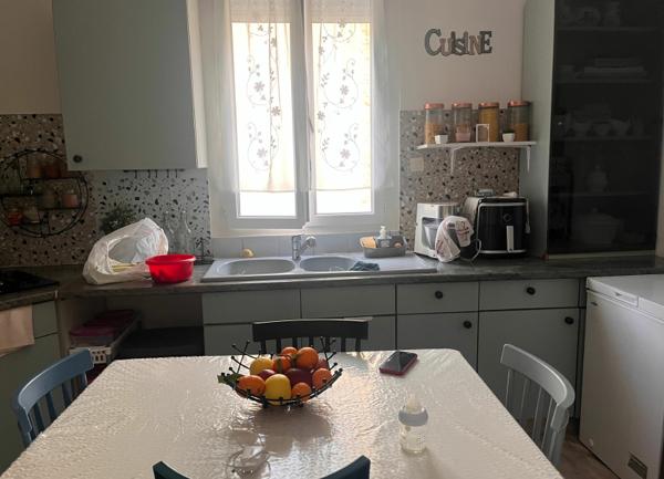 Maison à vendre    5 pièces •  Remoulins