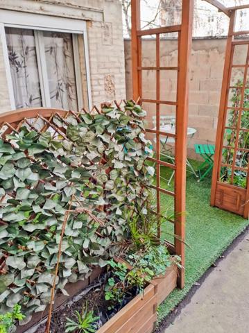 Appartement Chalons En Champagne 1 pièce(s) 23.9 m2 Garage et parking