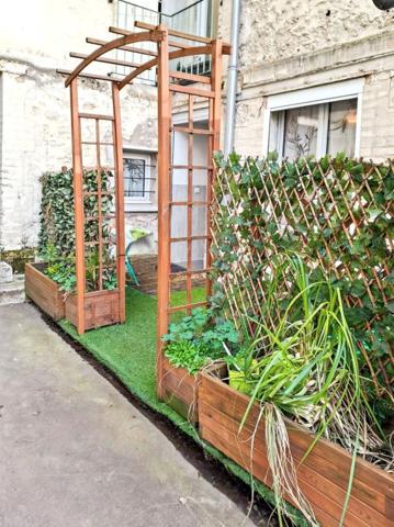 Appartement Chalons En Champagne 1 pièce(s) 23.9 m2 Garage et parking