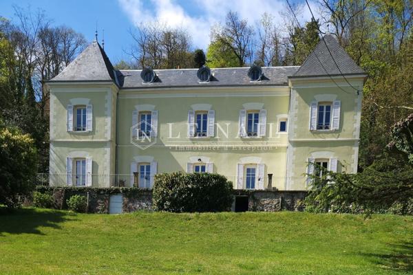 Belle maison bourgeoise sur les hauteurs de Sainte-Colombe