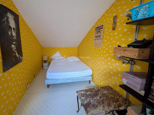 Vente                                                      Maison
                        
                     7 pièces                      209 m2                     à Châtenois
