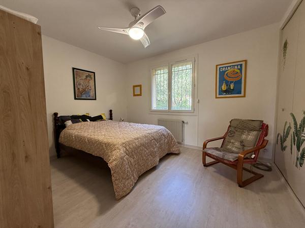 Maison à fort potentiel de 200m²  à Châteauneuf De Gadagne