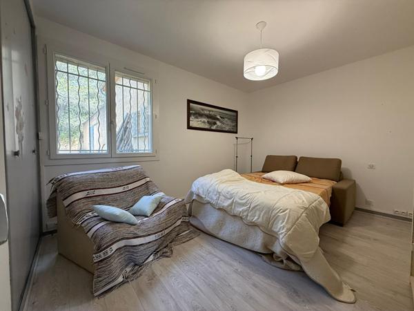 Maison à fort potentiel de 200m²  à Châteauneuf De Gadagne