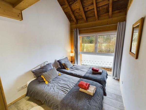 Haute Savoie (74), à vendre SAMOENS - Domaine skiable Grand Massif - Splendide duplex T6