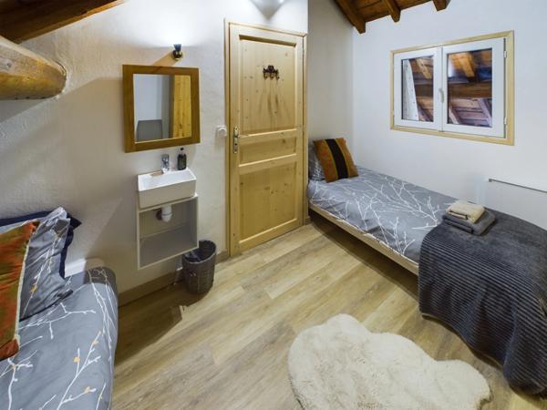 Haute Savoie (74), à vendre SAMOENS - Domaine skiable Grand Massif - Splendide duplex T6