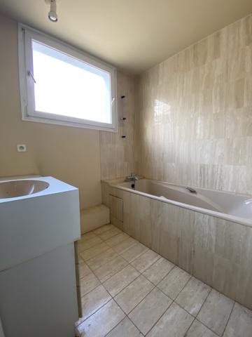 Maison 8 pièces - 220 m²