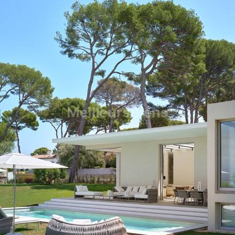 Cap d'Antibes, sublime maison contemporaine de 400 M2, vue mer