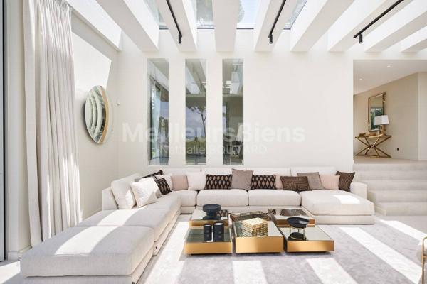 Cap d'Antibes, sublime maison contemporaine de 400 M2, vue mer