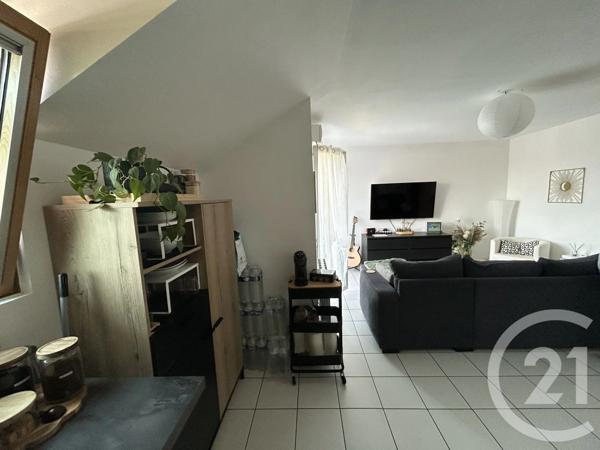 Appartement F2 Bis à vendre  3 pièces - 54,30 m 2   CHALONS EN CHAMPAGNE  - 51