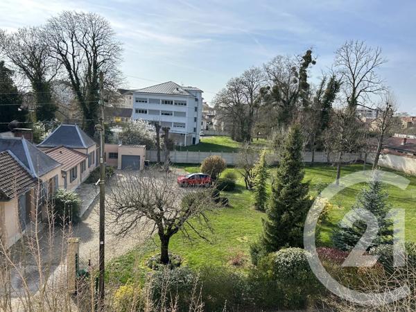 Appartement F2 Bis à vendre  3 pièces - 54,30 m 2   CHALONS EN CHAMPAGNE  - 51