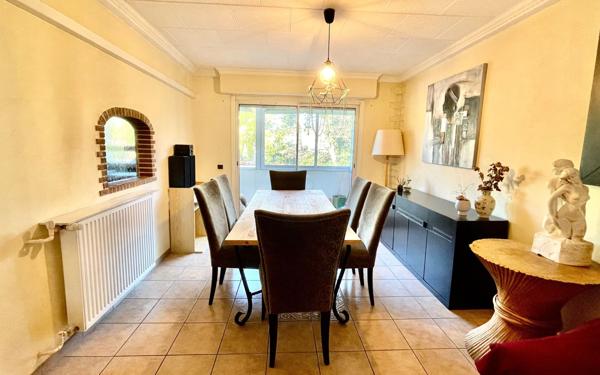Appartement à vendre    4 pièces • 87,19 m2 Aubagne