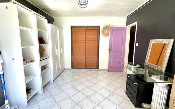 Appartement à vendre    4 pièces • 87,19 m2 Aubagne
