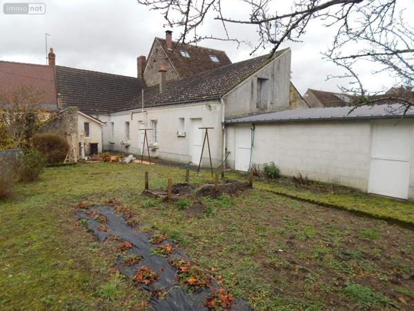 Maison à vendre à Bléré dans l'Indre-et-Loire (37150), ref : 021/MA0731