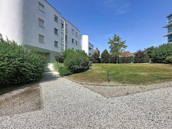 APPARTEMENT RÉSIDENCE SECURISÉ 1 CHAMBRE + STATIONNEMENT PRIVATIF