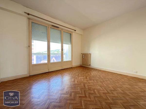 Appartement à louer 3 pièces 58.62m² Brive-la-Gaillarde (19100)