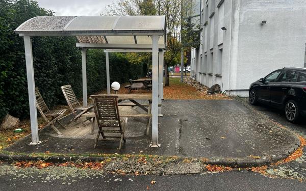 Immeuble à vendre    4 pièces • 1 153 m2 Toulouse