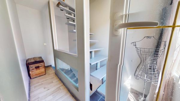 Appartement en TRIPLEX avec Cour et Rez de Jardin