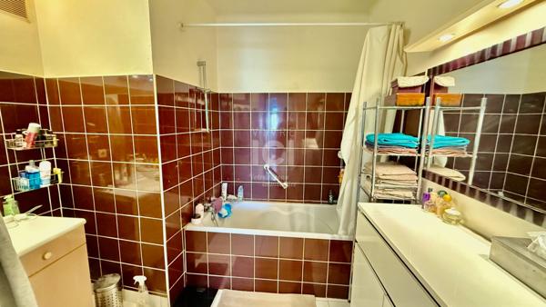 Maison Nantaise Bourg de Sainte Luce sur Loire- 4 chambres -100 m ²