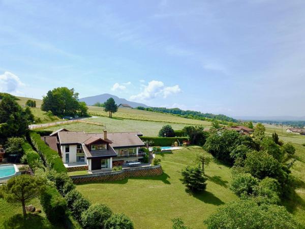 Vente Maison de luxe Ballaison 6 Pièces 246 m²