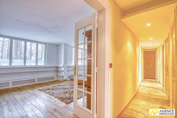 Versailles Clagny Appartement 4 pièces 86 m² carrez avec cave et parking €490 000 ** - Référence 27295