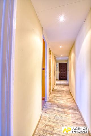 Versailles Clagny Appartement 4 pièces 86 m² carrez avec cave et parking €490 000 ** - Référence 27295