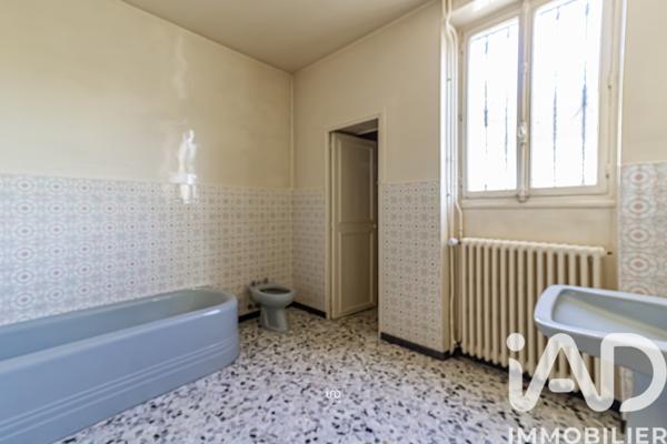 Maison à vendre 7 pièces 350 m² Flins-sur-Seine