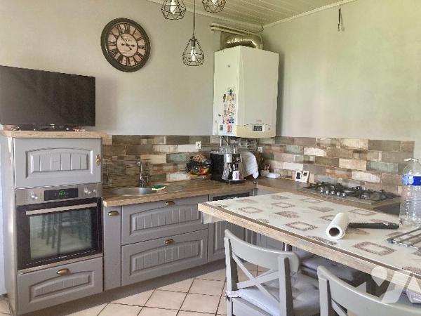 GAUCHY, MAISON MITOYENNE AVEC JARDIN ET GARAGE