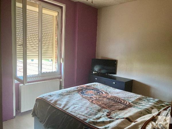 GAUCHY, MAISON MITOYENNE AVEC JARDIN ET GARAGE