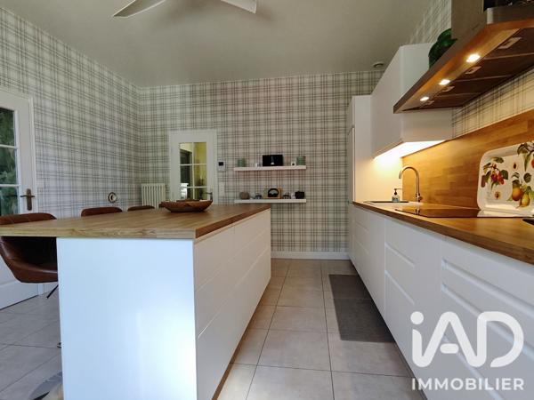 Maison à vendre 7 pièces 186 m² Châlons-en-Champagne