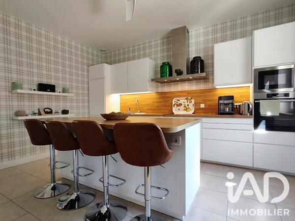 Maison à vendre 7 pièces 186 m² Châlons-en-Champagne