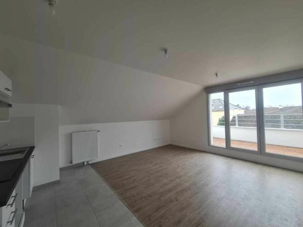 Appartement à louer    3 pièces •  Combs-la-Ville