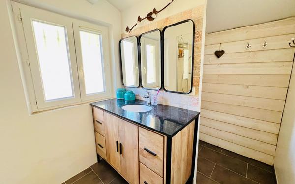 Maison à vendre    4 pièces •  La Cadière-d'Azur